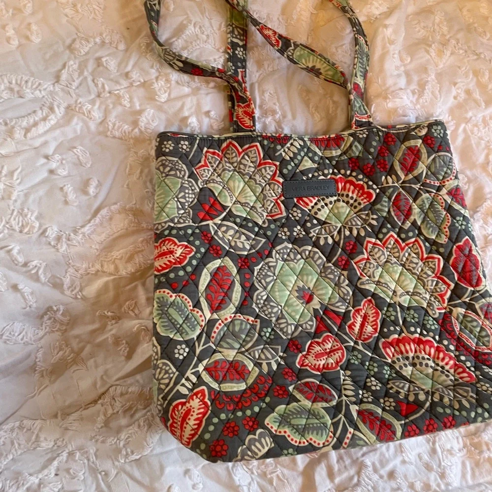 Vera Bradley bag Great Condition - Picture 3 of 8